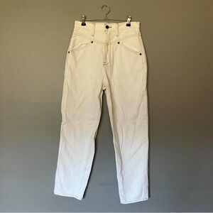 Abercrombie & Fitch White high rise mom jeans
Size: 26 / 2R